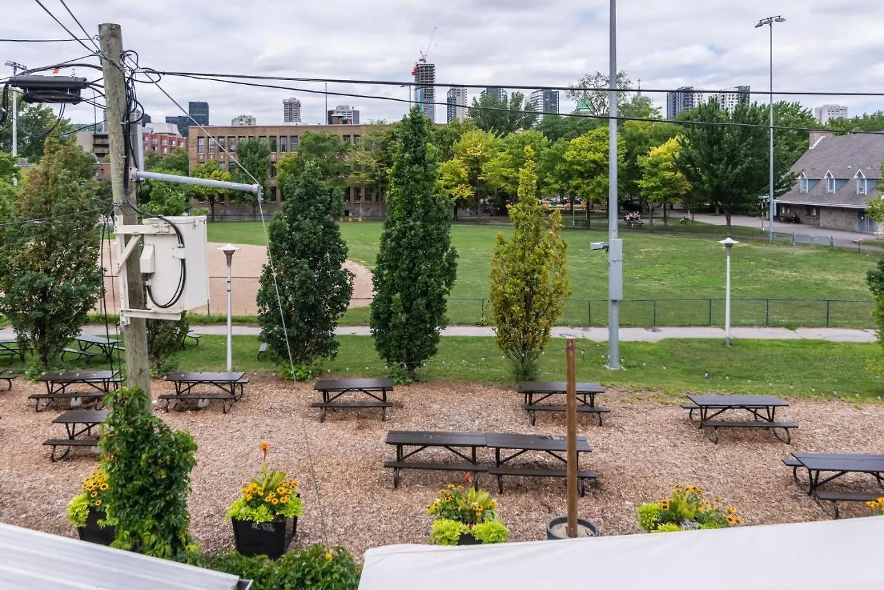 Elegant & Perfectly Located By Atwater Market By Den Stays Montreal