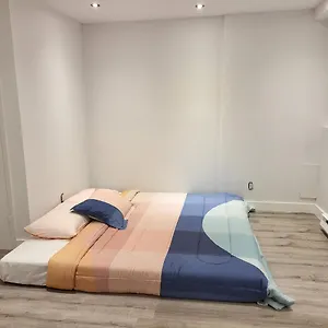 Holiday home 4 Bedrooms Beautiful Townhouse, Montreal